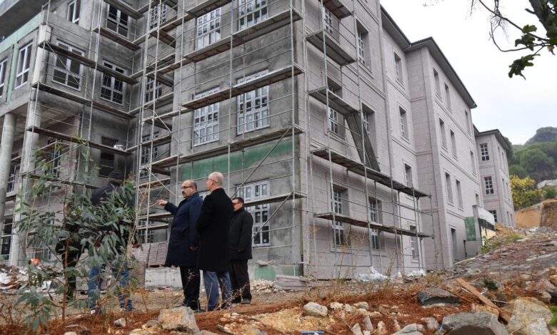 Balıkesir Valisi Ustaoğlu bir dizi ziyaret ve incelemeler için Ayvalık’a geldi 1 balikesir valisi ustaoglu bir dizi ziyaret ve incelemeler icin ayvalika geldi 1309746 |