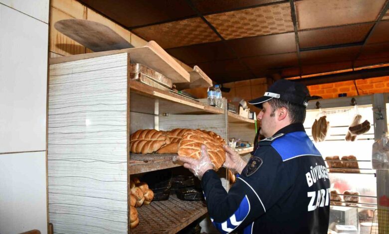 Balıkesir’de ekmek fırınlarına kapsamlı denetim 1 balikesirde ekmek firinlarina kapsamli denetim 57b1e12 |