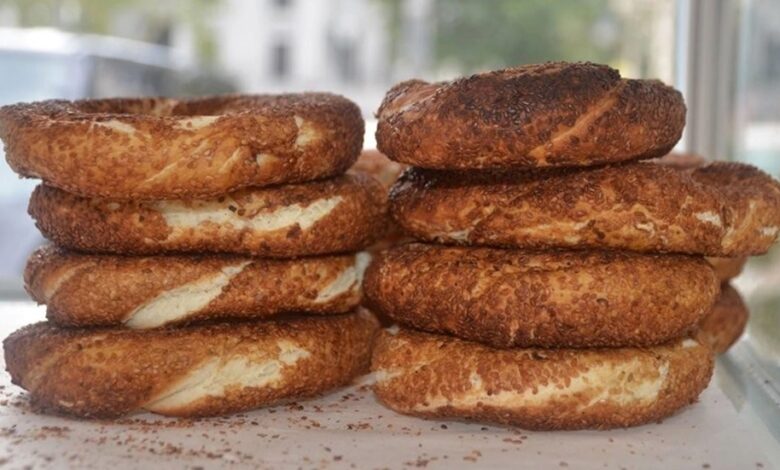 balikesirde simit 15 tl oldu 9663226 |