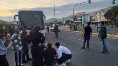 balikesirde yolcu otobusu genc kiza carpti 1 yarali 1af0cb3 |