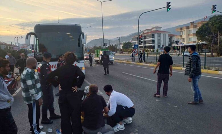balikesirde yolcu otobusu genc kiza carpti 1 yarali 1af0cb3 |