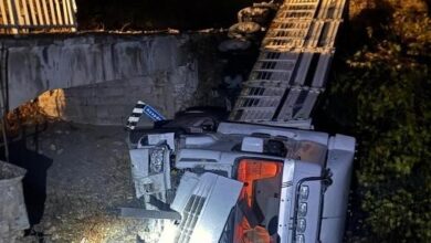 balyada tir kopruden uctu b220302 |