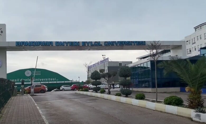 bandirma onyedi eylul universitesi ana girisi icin 27 milyon liralik kapi ihalesi ed9fc22 |