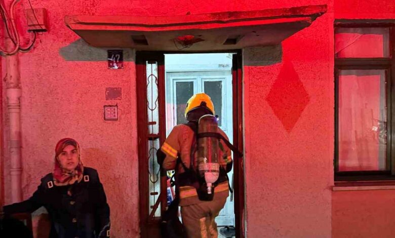 Bandırma’da sabah saatlerinde yangın paniği 1 bandirmada sabah saatlerinde yangin panigi af6add9 |