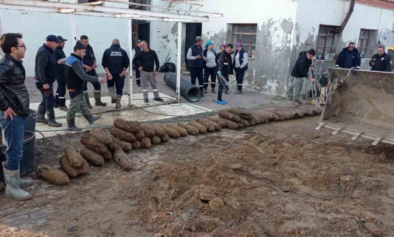 canakkale savaslarina ait oldugu degerlendirilen patlamamis 50 top mermisi uzman ekipler tarafindan incelenecek 4f10e03 |