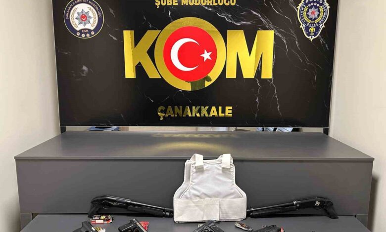 canakkalede silah ticareti yapan 6 supheli yakalandi 7bdcf4a |