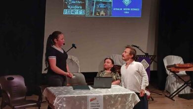 deli doktor 3 aralik engelliler gununde vural sinemasi nejat uygur sahnesinde 1242827 |