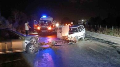 gonende trafik kazasi araclar kafa kafaya carpisti 2 yarali c35e506 |