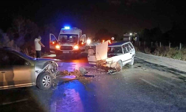 gonende trafik kazasi araclar kafa kafaya carpisti 2 yarali c35e506 |