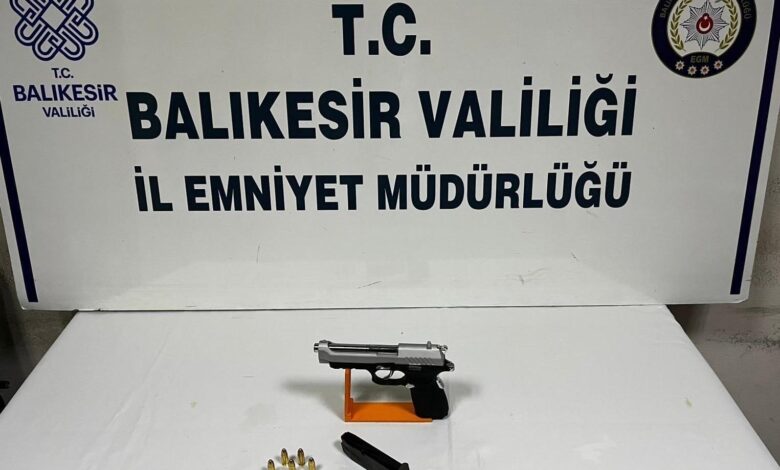 husumetlisini yol ortasinda olduren zanli tutuklandi e6abb3e |