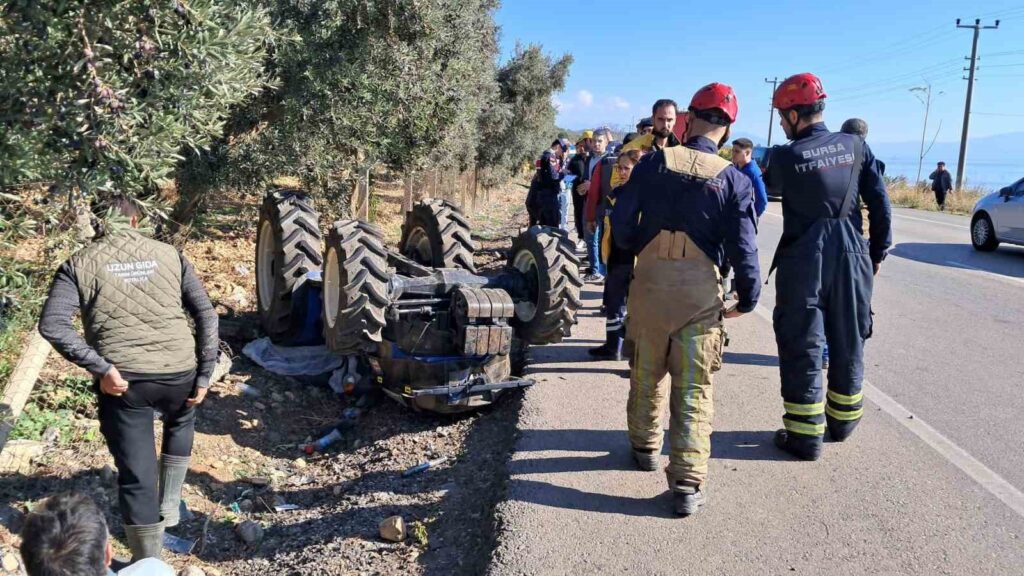 kullandigi traktorun altinda kalarak can verdi 0e59856 |