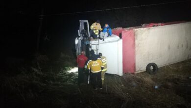 susurlukta trafik kazasinda iki kisi kamyonet icinde sikisti 49df56e |