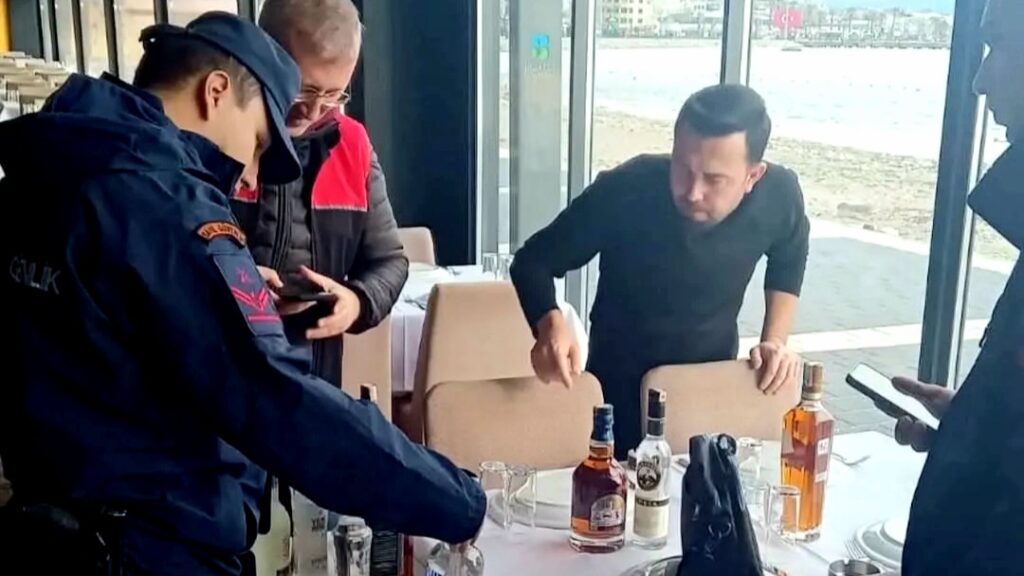 Alkol Satışı Yapan İşyerlerine Denetim 2 IMG 20241229 163707 976 |