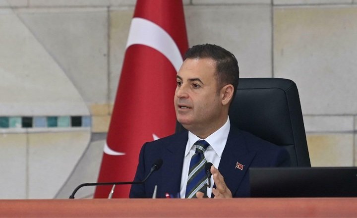 Balıkesir Büyükşehir Belediye Başkanı Ahmet Akın'dan patlama ile ilgili açıklama 1 ahmet akin |