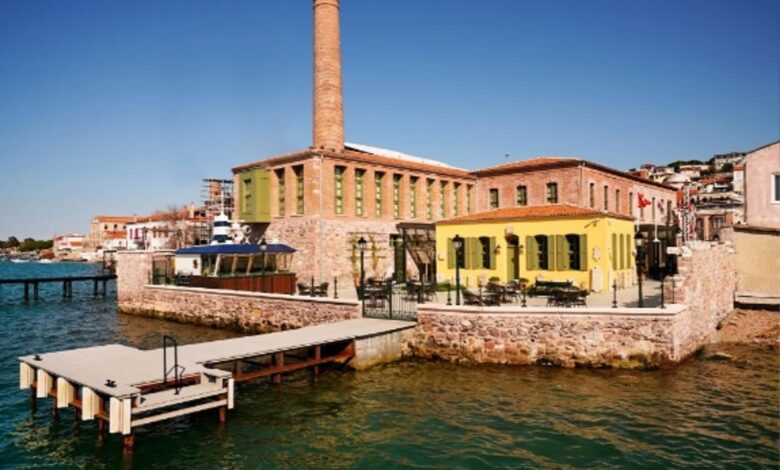 ayvalikta koc grubunun muzesine ozel iskele talebi cevrecilerin tepkisini cekti 916108f |