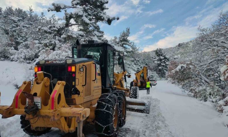 balikesirde buyuksehirden kar mesaisi 04d189d |