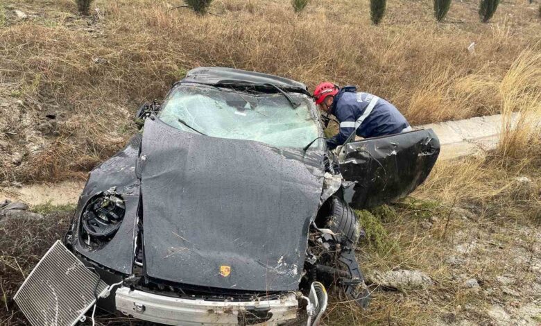 Balıkesir’de otomobil otobanda şarampole uçtu: 1 yaralı 1 balikesirde otomobil otobanda sarampole uctu 1 yarali b5c6e93 |