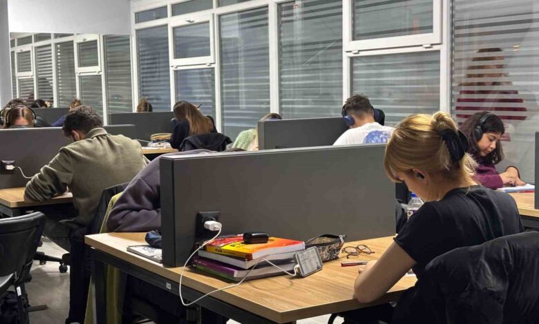 Bandırma Gençlik Merkezi öğrencilerin uğrak noktası haline geldi 1 bandirma genclik merkezi ogrencilerin ugrak noktasi haline geldi 15fed5f |