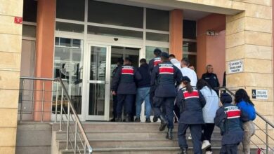 canakkalede yasli kadini dolandirmaya calisan 5 supheli tutuklandi ca3a1e3 |