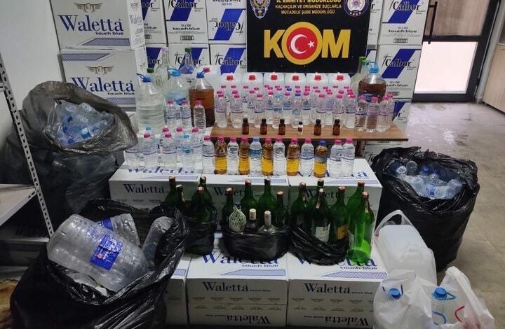Çanakkale’de yılbaşı öncesi kaçak içki operasyonu 1 canakkalede yilbasi oncesi kacak icki operasyonu 3cd30b7 |