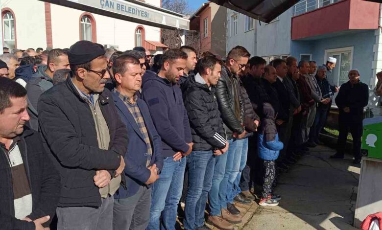 kalp krizi geciren muhtar son yolculuguna ugurlandi f7bb7be |