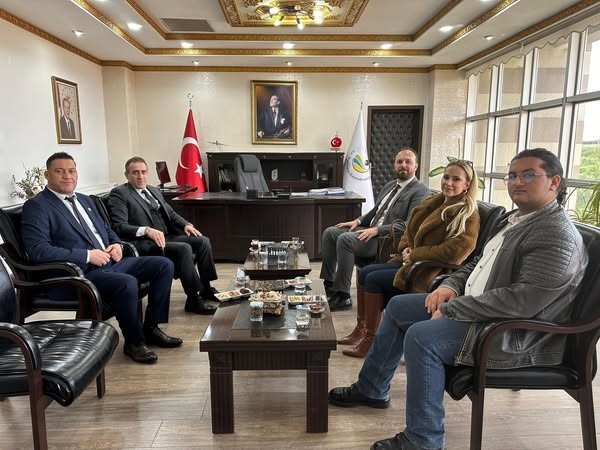 karadag bosnak demokratik hareketi genel baskani sead sahman kaymakam ilyas memisi ziyaret etti 1111d2d |