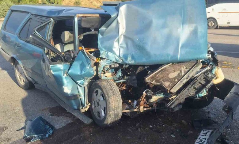 kazada otomobil hurdaya dondu carptigi kamyonetin sadece tamponu yamuldu 3cdc9ac |