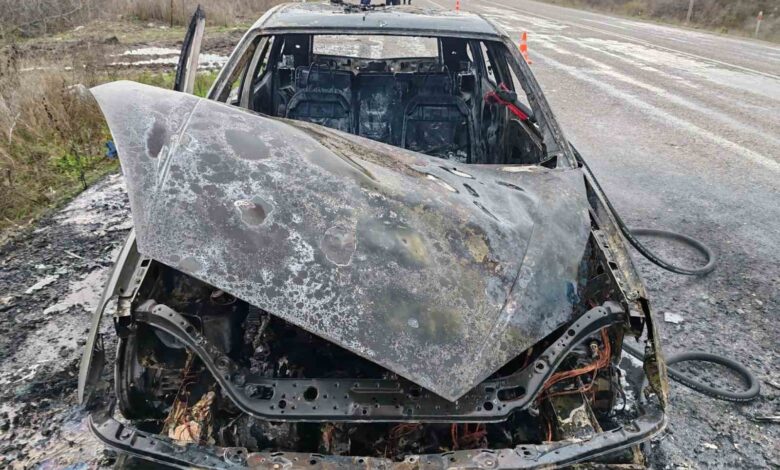 Seyir halindeki otomobil küle döndü 1 seyir halindeki otomobil kule dondu 835de79 |