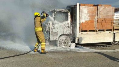 susurlukta insaat malzemesi yuklu kamyonda yangin f75ad23 |