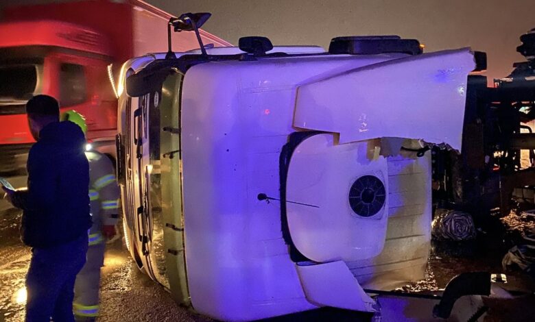 susurlukta tir yan yatti surucu hastaneye kaldirildi c1b9512 |