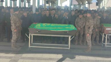 15 temmuz sehidi polis sezenin annesi son yolculuguna ugurlandi 329bece |