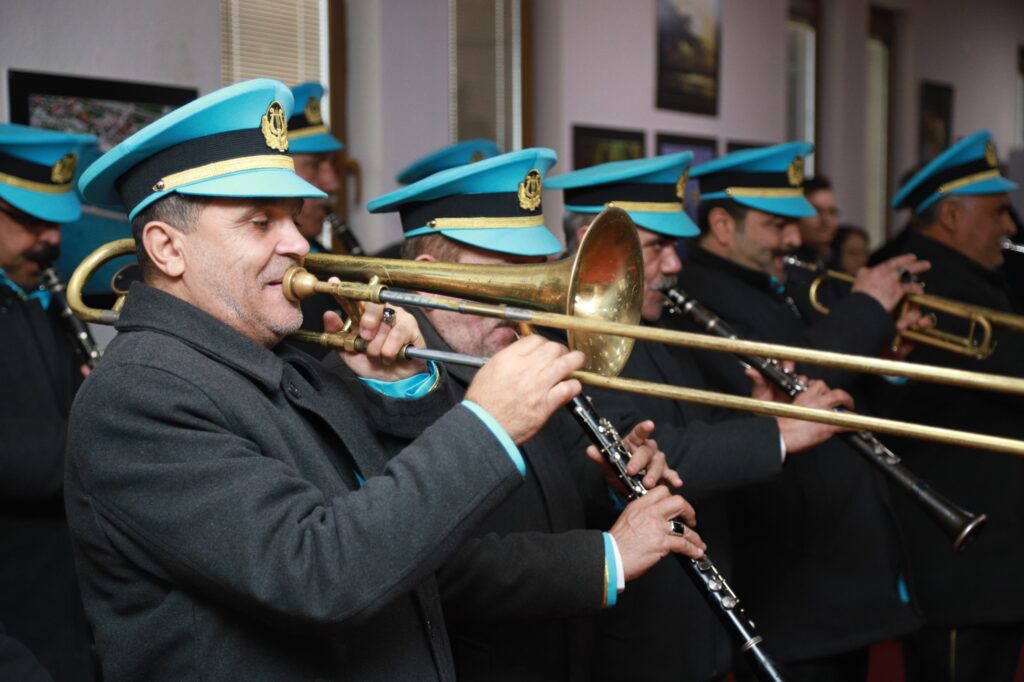 Burhaniye’de 20. Zeytin ve Zeytinyağı Hasat Festivali başladı 3 9 |