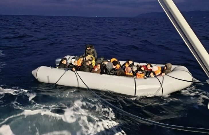 canakkale aciklarinda 14u cocuk 26 kacak gocmen kurtarildi 100a295 |