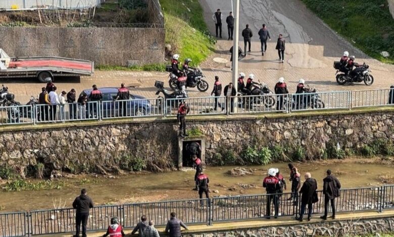 Cezaevinden firar eden suç makinesi eşini öldürdü 1 cezaevinden firar eden suc makinesi esini oldurdu a9b7e23 |