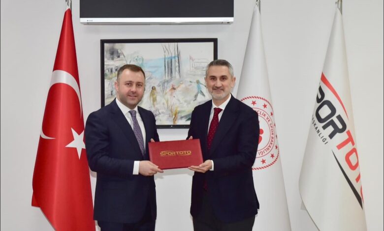 Ezine’ye Spor ve Sosyal Yaşam İçin 80 milyon TL’lik dev yatırım 1 ezineye spor ve sosyal yasam icin 80 milyon tllik dev yatirim d8a1516 |