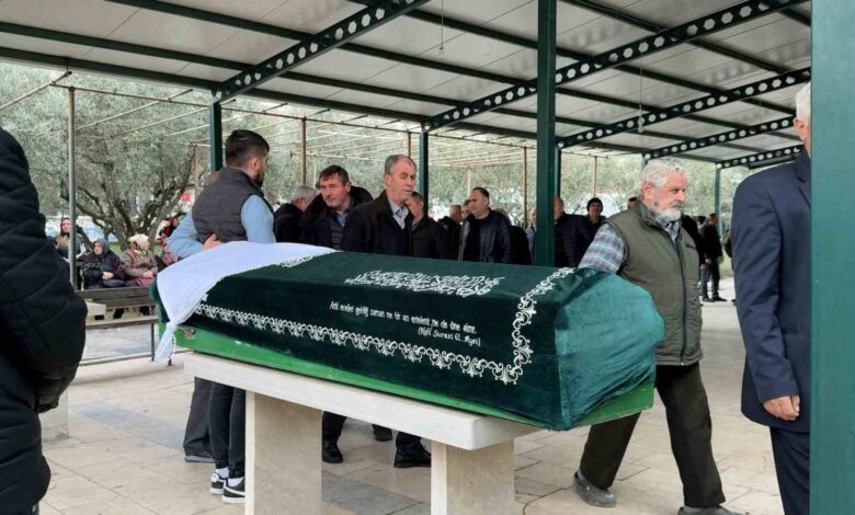 gonendeki isci servisi kazasinda hayatini kaybeden kadin topraga verildi ec30ad9 |