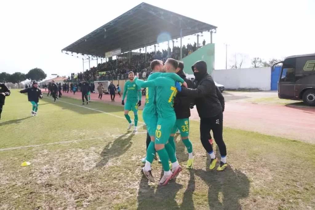 1966 Edremitspor şampiyonluğa koşuyor 14 IMG 20250209 181022 976 |