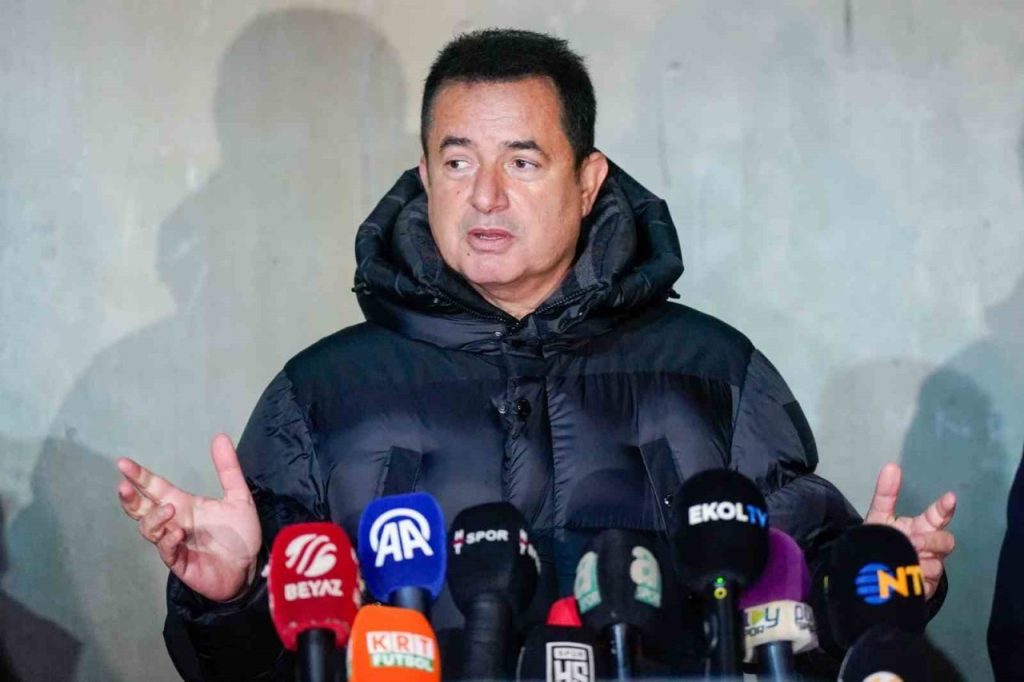 acun ilicali biz ari kovanina comagi soktuk a7aa4aabe7c1 |