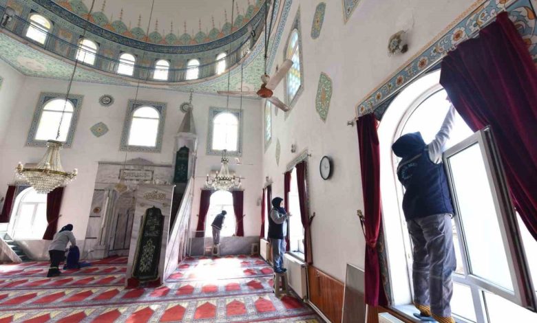 Altıeylül Belediyesi ekiplerinden ibadethane temizliği 1 altieylul belediyesi ekiplerinden ibadethane temizligi 093ec1cda1f6 |