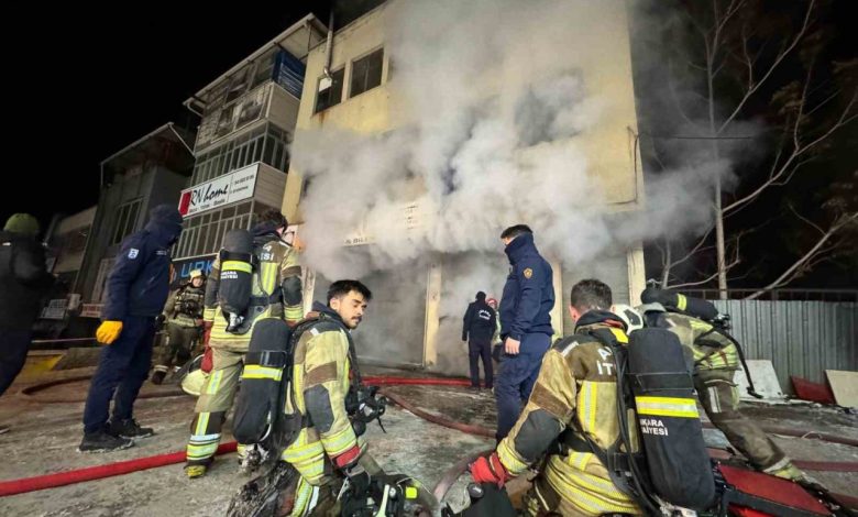 ankarada gece saatlerinde yangin panigi 851a7cb44ee4 |