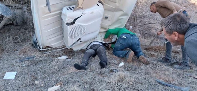 Ankara’da kontrolden çıkan tır uçurumdan yuvarlandı: 1 ölü, 1 yaralı 1 ankarada kontrolden cikan tir ucurumdan yuvarlandi 1 olu 1 yarali 3d9946a00048 |