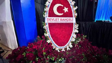 bahceliden ak partinin kongresine anlamli hediye ffc76cf9cc5a |