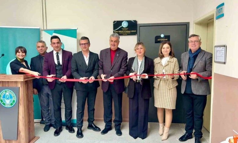 balikesir universitesi altinoluk myoda kutuphane acildi e2faf0a8f6f6 |