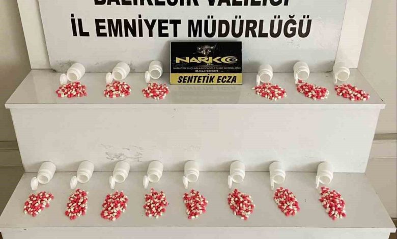 balikesirde bin adet sentetik hap yakalandi a7c48b8cbd46 |