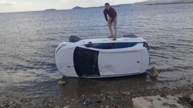 balikesirde viraji alamayan otomobil takla atarak denize dustu 91a404d |