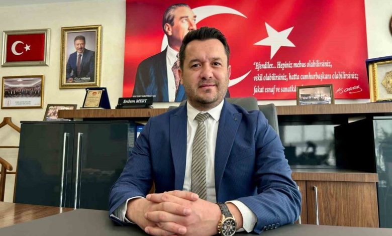 Başkan Mert: "İzmir’de yılbaşından itibaren 190 korsan servis aracı trafikten men edildi" 1 baskan mert izmirde yilbasindan itibaren 190 korsan servis araci trafikten men edildi f49a9bbef2c3 |