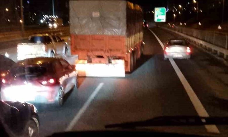 Başkentte kamyondan fırlayan teker zincirleme kazaya sebep oldu: 1 yaralı 1 baskentte kamyondan firlayan teker zincirleme kazaya sebep oldu 1 yarali 6787b80705cb |