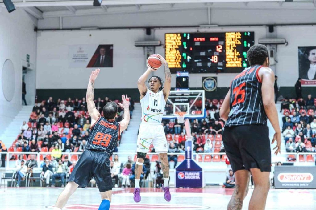 basketbol super ligi aliaga petkimspor 80 manisa basket 89 fca14b5c2040 |