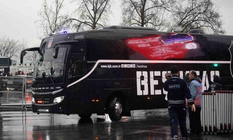 besiktas trabzonspor maci icin stada geldi 15609e2b51e2 |