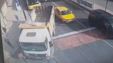 besiktasta kadinin hafriyat kamyonun altinda kaldigi anlar kamerada 35b08462a8db |